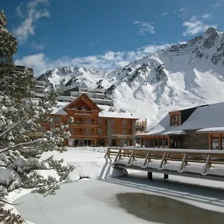 T2 A - Terrasse, Piscine Couverte, Salle De Fitness, Proche Pistes - Fr-1-404-270 Apartment